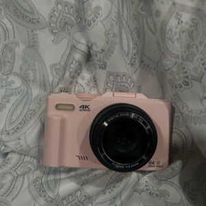Others Follow 4K Digital Camera - Light Pink